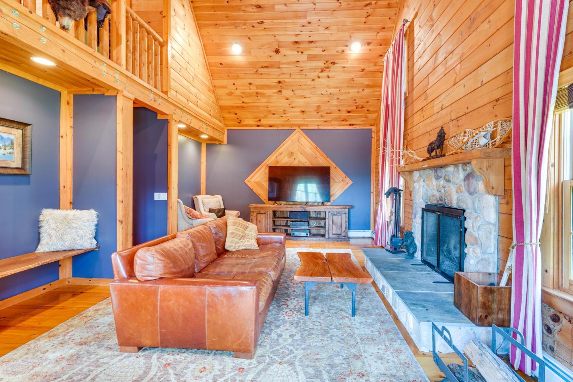 Luxury Log Cabin With Ev Charger And Mtn Views! Blairstown Exterior photo