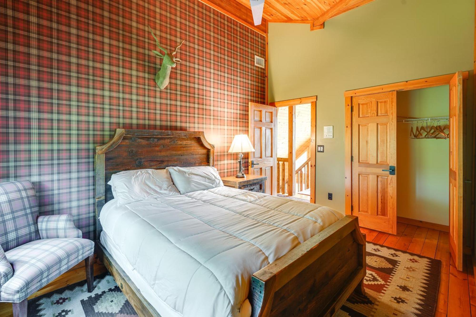 Luxury Log Cabin With Ev Charger And Mtn Views! Blairstown Exterior photo